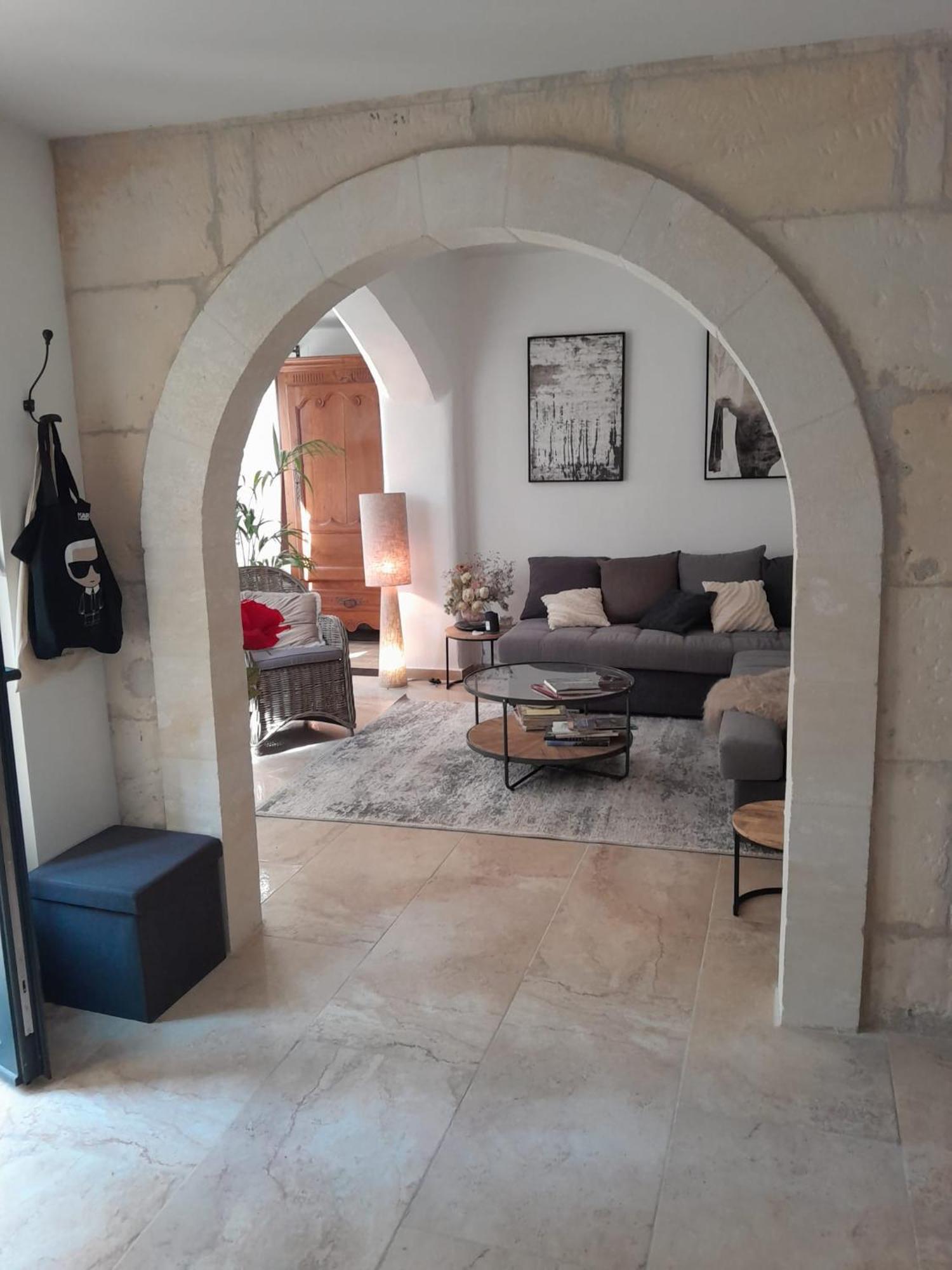 Le Clos Du Rouet Tarascon Exteriör bild